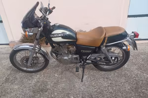 Suzuki TU 250 X