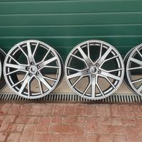 Cerchi Audi originali. 