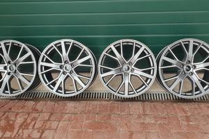 Cerchi Audi originali. 