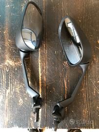 Specchietti originali per yamaha  t max 530 nuovi