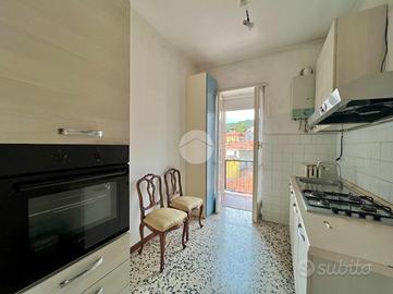 3 LOCALI A LANZO TORINESE