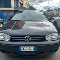 Golf 1.6 benz 149.000 km 1 propietario