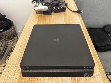 Playstation 4 Slim (PS4 Slim)