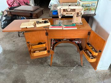 Macchina da cucire Singer 401A