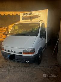 Renault master