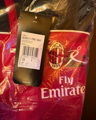 Tuta pre suit del Milan