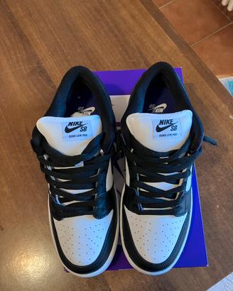 Nike Dunk sb 42.5