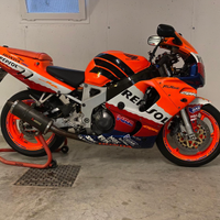Cbr 900