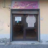 Soverato negozio zona centrale