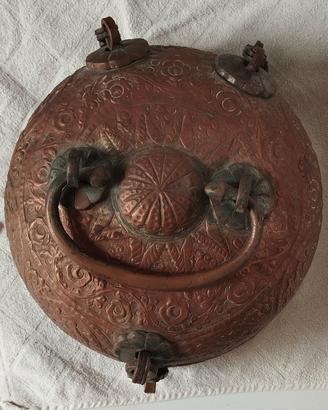 Antica scatola per spezie
