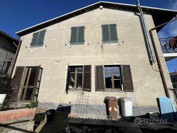 Immobile in asta di 155 m² con 3 locali e box auto