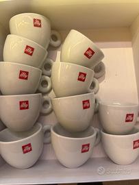 Set tazze illy 9 + 2