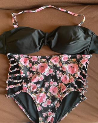 Costume 2 pezzi taglia 44/46 Avon
