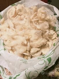 lana sfusa a piccoli fiocchi