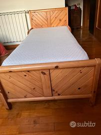 Letto singolo in legno massello – ideale cameretta