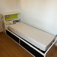 Letto singolo con cassettoni