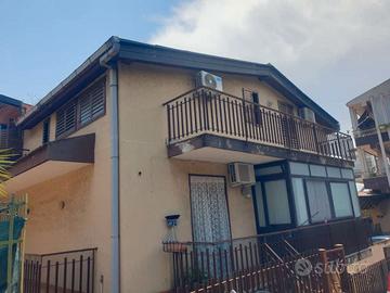 Ampio 3 vani in piccolo condominio belsito