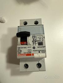 Bticino interruttore magnetotermico G8813A/16Ac