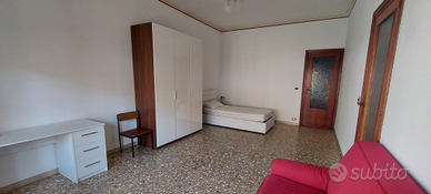 Camera in zona conservatorio