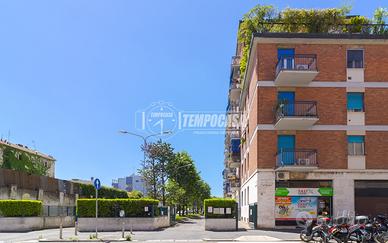 Box a Milano Via Arcivescovo Romilli 2 locali