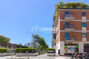 Box a Milano Via Arcivescovo Romilli 2 locali