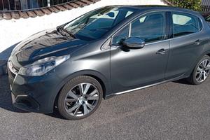 Peugeot 208 1.6 HDi