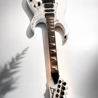 Ibanez RG350DX bianca