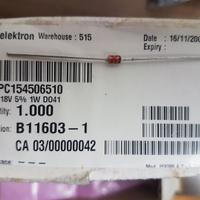 Componenti elettronici, relay, chip, resistori,ecc