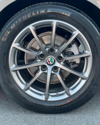 Cerchi e gomme Alfa Romeo Giulia 17” pollici