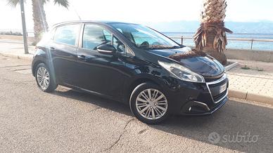 Peugeot 208 1.6 BlueHDi 75 5PT Allure 2016