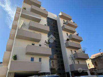 2 LOCALI A REGGIO DI CALABRIA