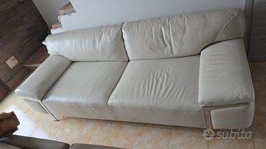 Divano in pelle bege