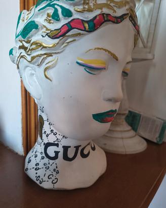 vaso mezzo busto  figura antica dipinto a mano