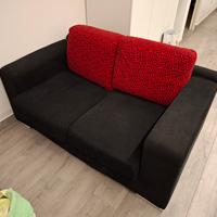 Divano tenuto molto bene 160 x 90