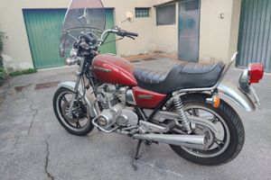 Suzuki GS 550