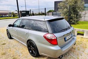 Macchina Subaru