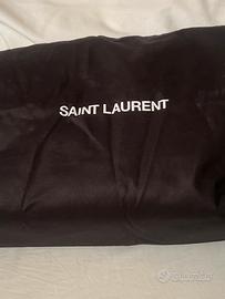 Botsa saint laurent