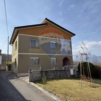 Casa Indipendente - Ponte nelle Alpi