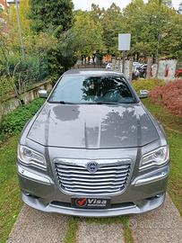 Lancia Thema 3.0 V6 Multijet 239 CV Platinum #GM