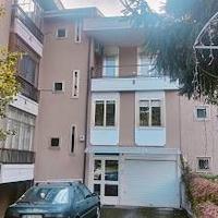 Villa nella residenziale Via Carducci