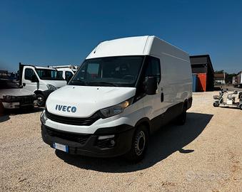 Iveco Daily 35S14 Euro6B / cambio manuale / aria c