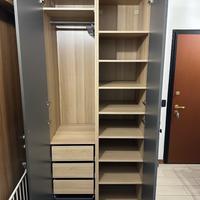 Armadio Ikea Pax con accessori interni