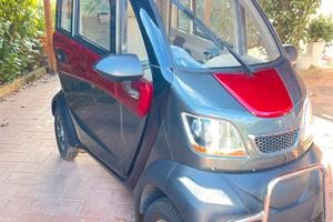 Scooter cabinato anziani con BATTERIE NUOVE