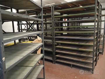 Scaffali disponibili