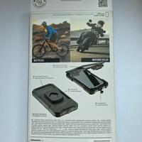 custodia rigida impermeabile