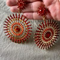 Orecchini pendenti con perline arancioni e rosse