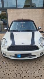 Mini Cooper decappottabile 