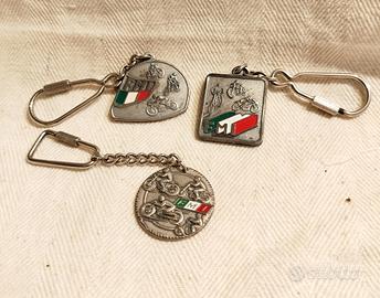 lotto di tre portachiavi vintage 
