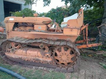 Trattore cingolato OM 50