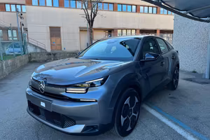 CITROEN C4 PureTech 130CV EAT8 Plus NAVI+RETR.